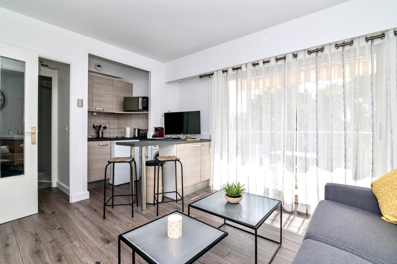 Apartment Les Tambourins By Scls Locations