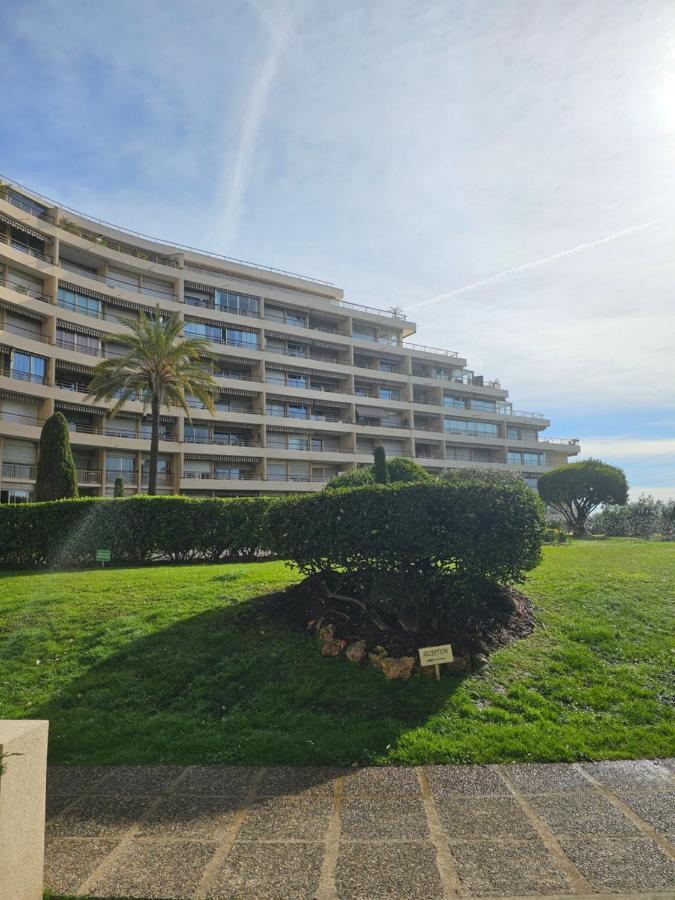 Licorne G14 Cannes