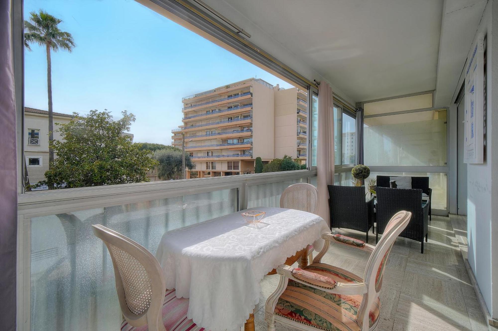 Le - 2 Pieces - Loggia - Vca * Cannes