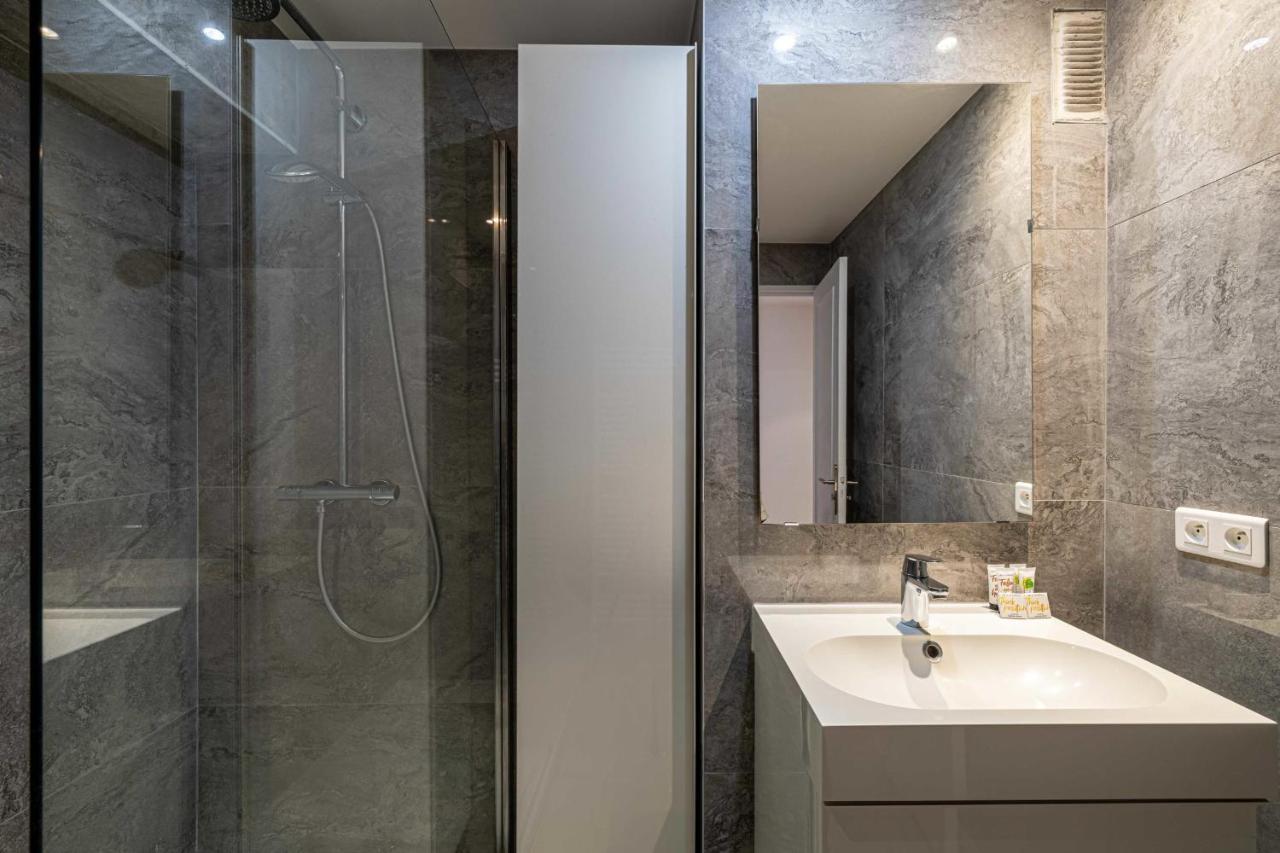 Beautiful Renovated - 1br4p - 300m From The Beach