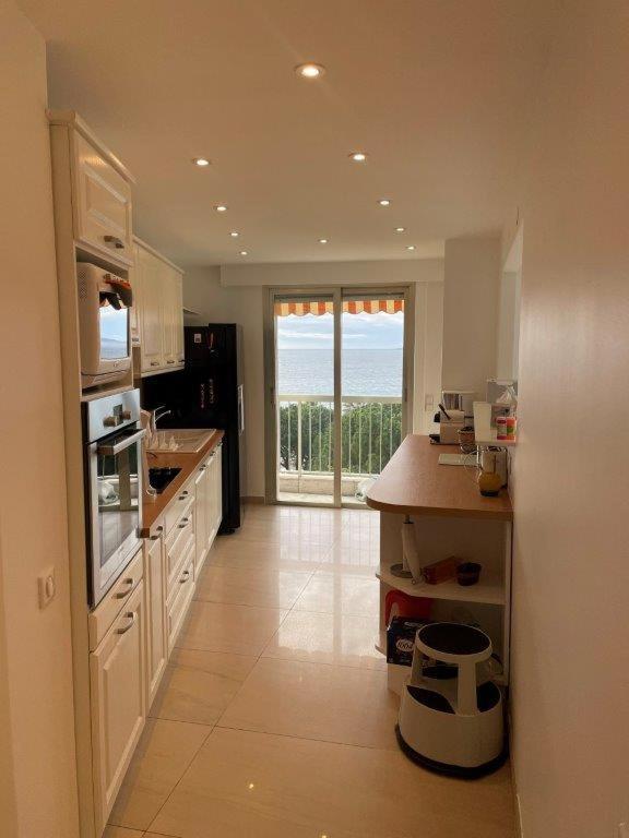 Sea View Apartment Cannes