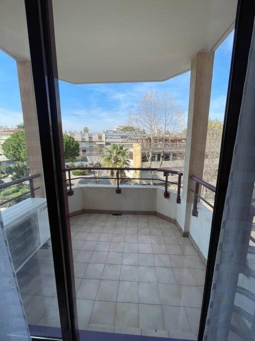 Apartment 7mn From The Center/ Pool/parking Cannes