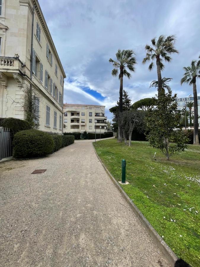 7mn From The Center/ Pool/parking Apartment