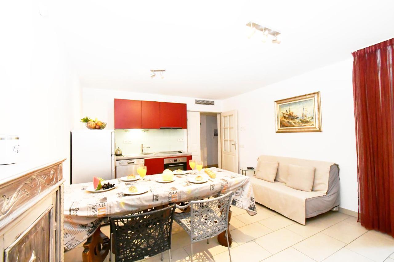 The Old Port Chez Antonella Apartment Cannes