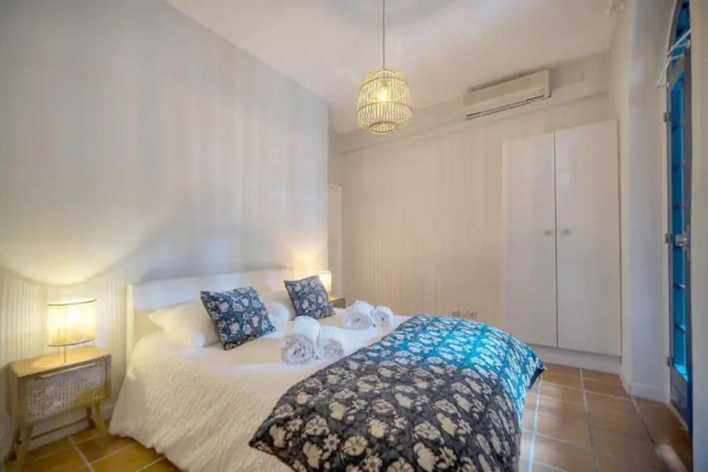 Charming In A Manor In Appartement