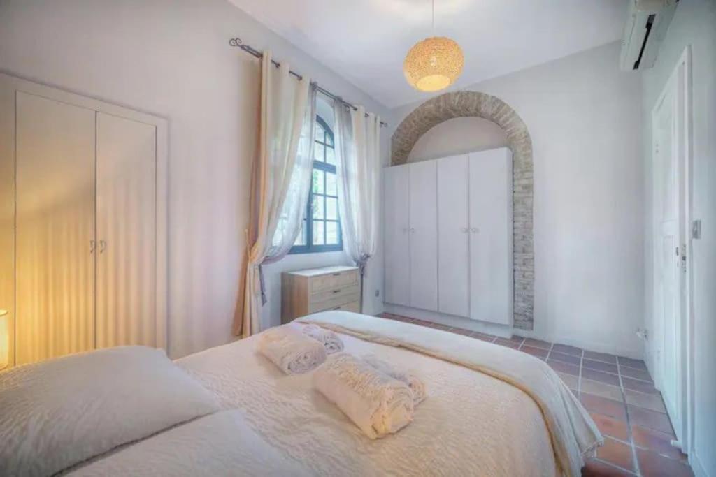 Charming In A Manor In Appartement Cannes