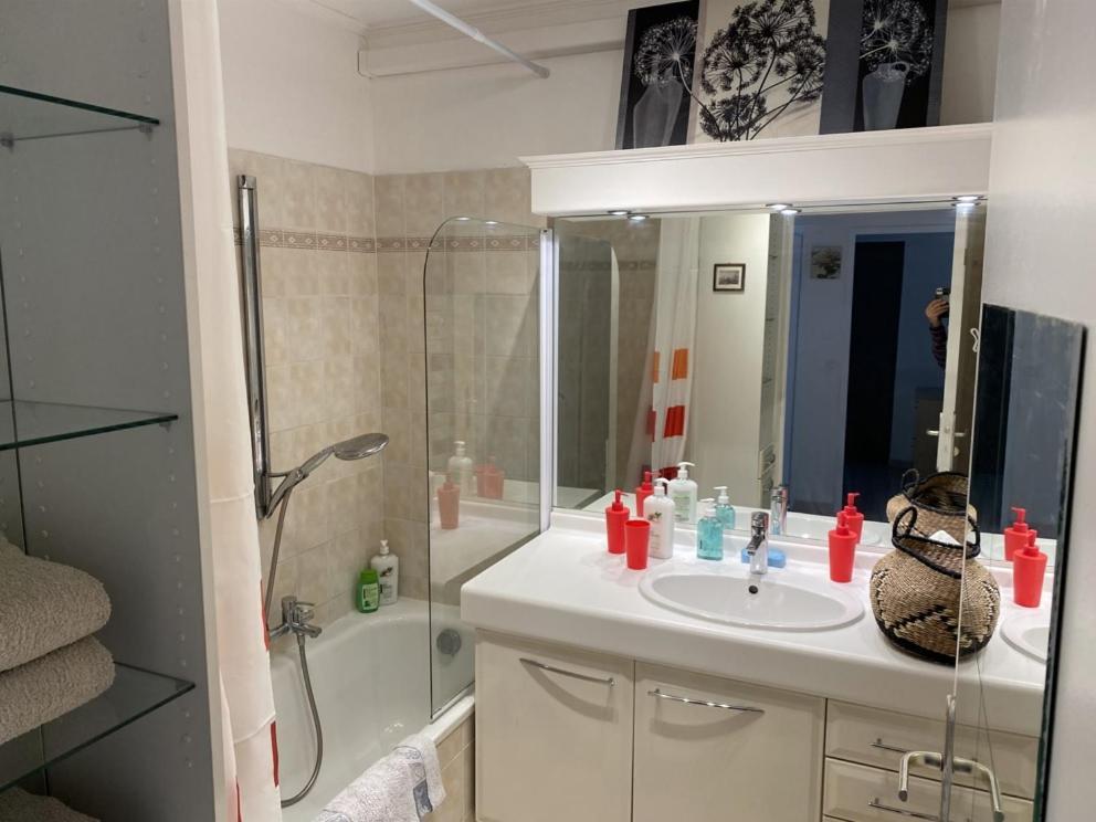 Apartment 3p, Cannes, Domaine Securise, Piscine, Tennis, Golf, 3 Etoiles *