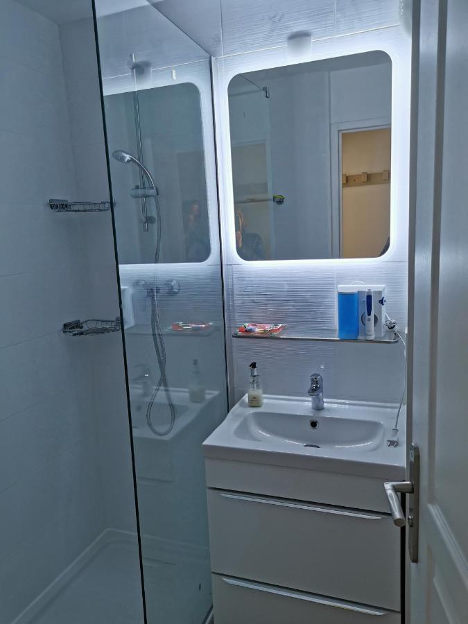 Apartment Renove, Piscine A Debordement, Vue *