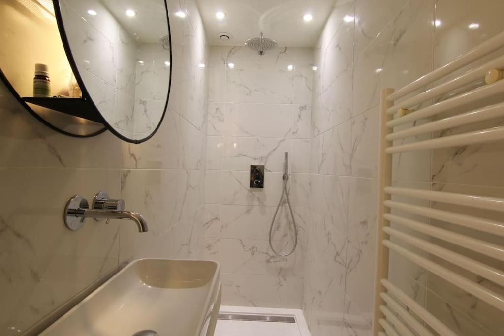 Pearl By Halldis Apartment