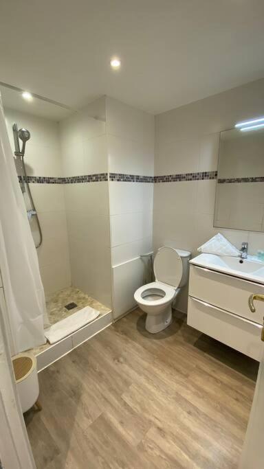 Superbe Avec Terrasse Centre-ville Et A 5 Min Apartment