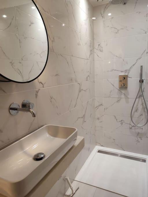 Pearl By Halldis Apartment Cannes