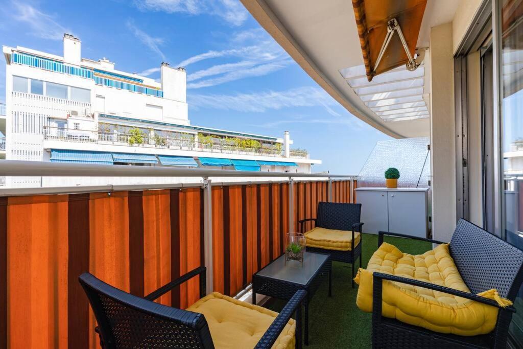 Appartement Forville - Azurenting Conciergerie -centre Cannes
