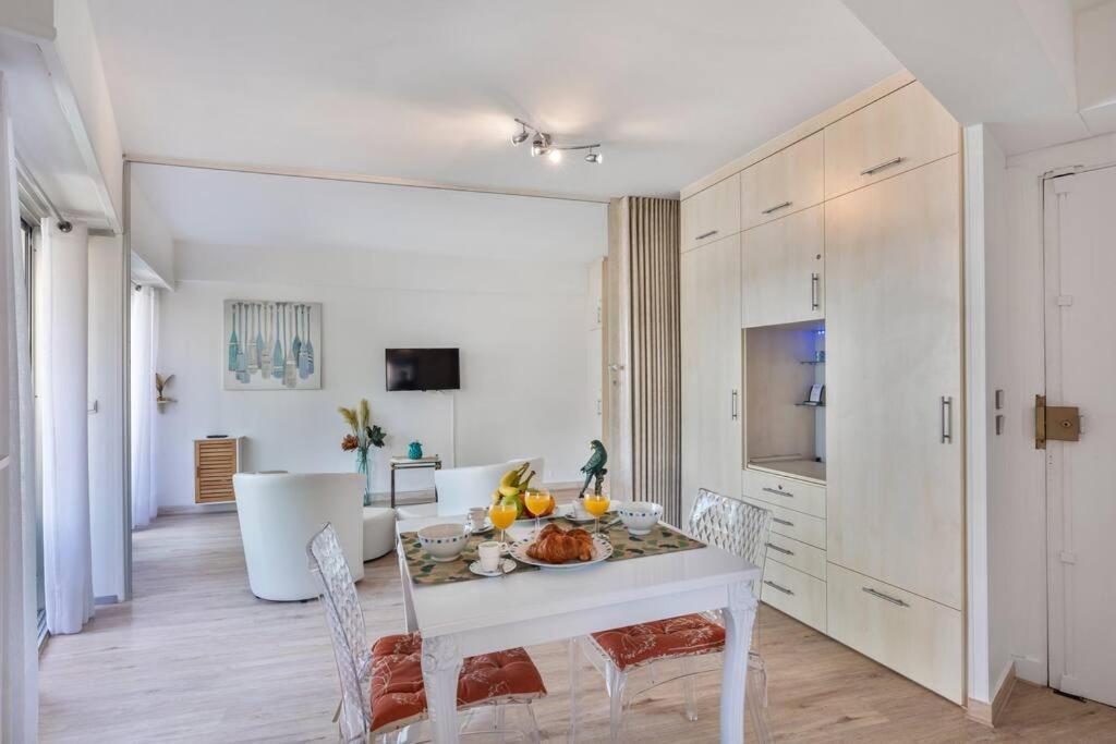 Forville - Azurenting Conciergerie -centre Appartement Cannes