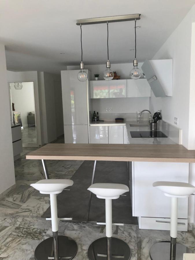 Martinez- Family 100m2 Appartement Cannes
