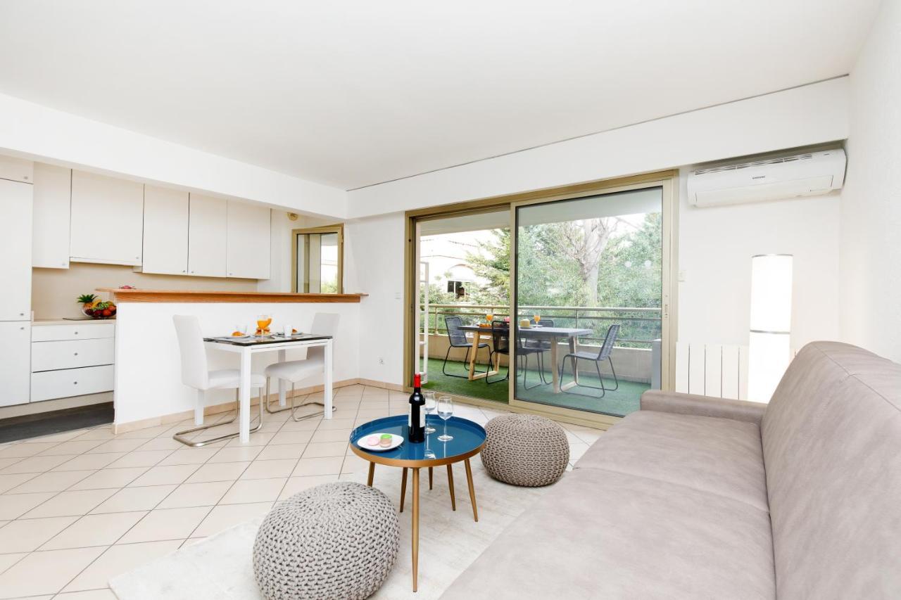 Apartment Select Yourhosthelper