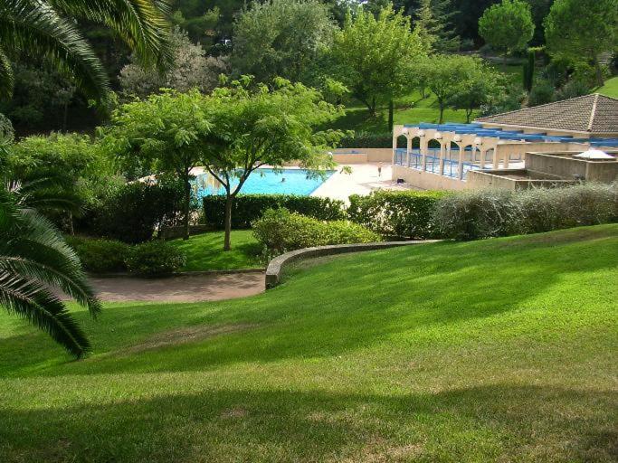 3p, Cannes, Domaine Securise, Piscine, Tennis, Golf, 3 Etoiles Apartment