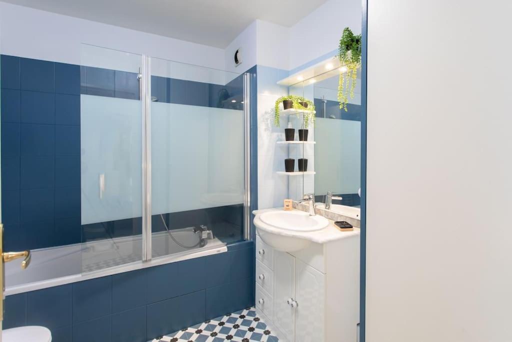 Apartment C16 - 2 Bdr Rue Antibes 4 Min Palais Festivals - Ac & Terrace Cannes