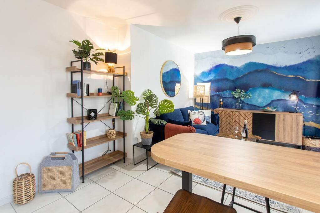 C16 - 2 Bdr Rue Antibes 4 Min Palais Festivals - Ac & Terrace Apartment Cannes