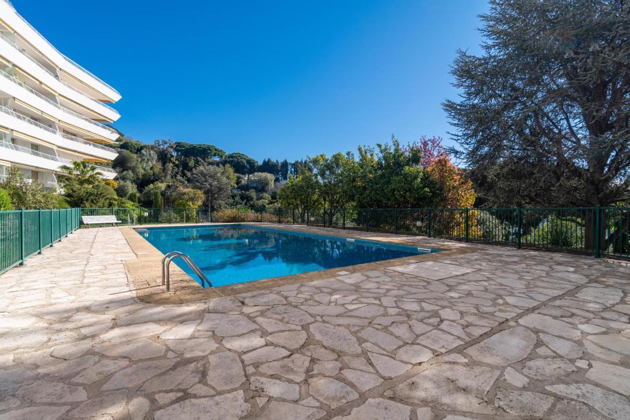 Studio Terrasse - Piscine- Tennis Apartment