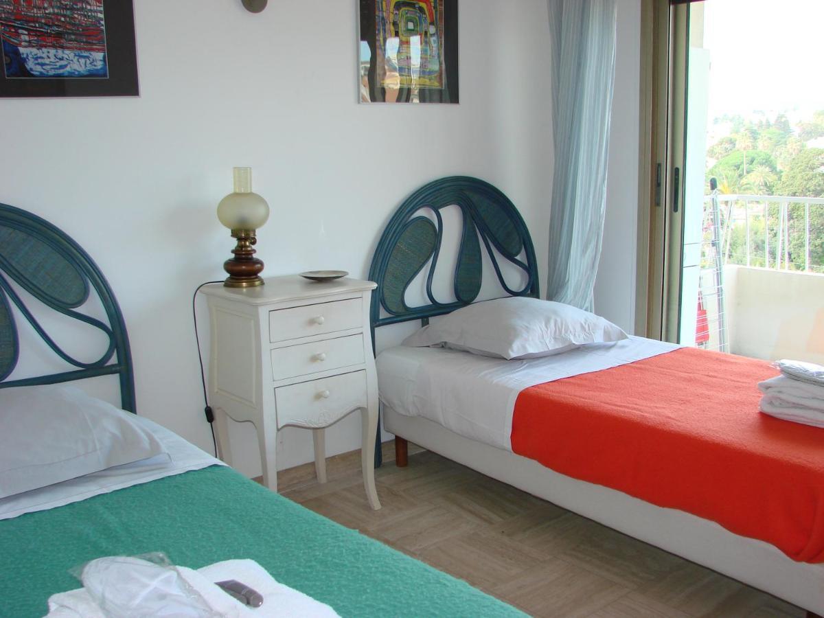 Sea View Apartment *