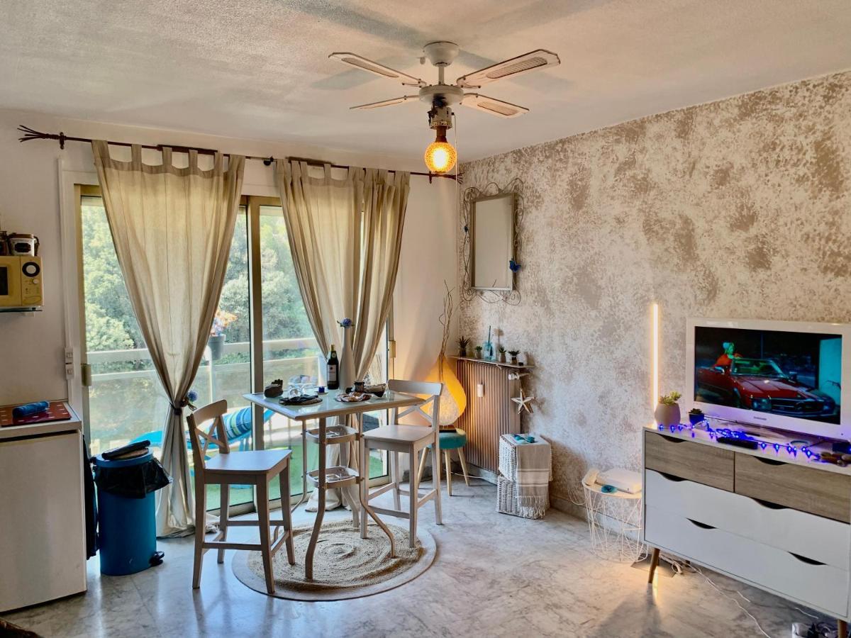 Luxurious In 450m From Sea With Terrace And Air Conditioning And Private Parking *