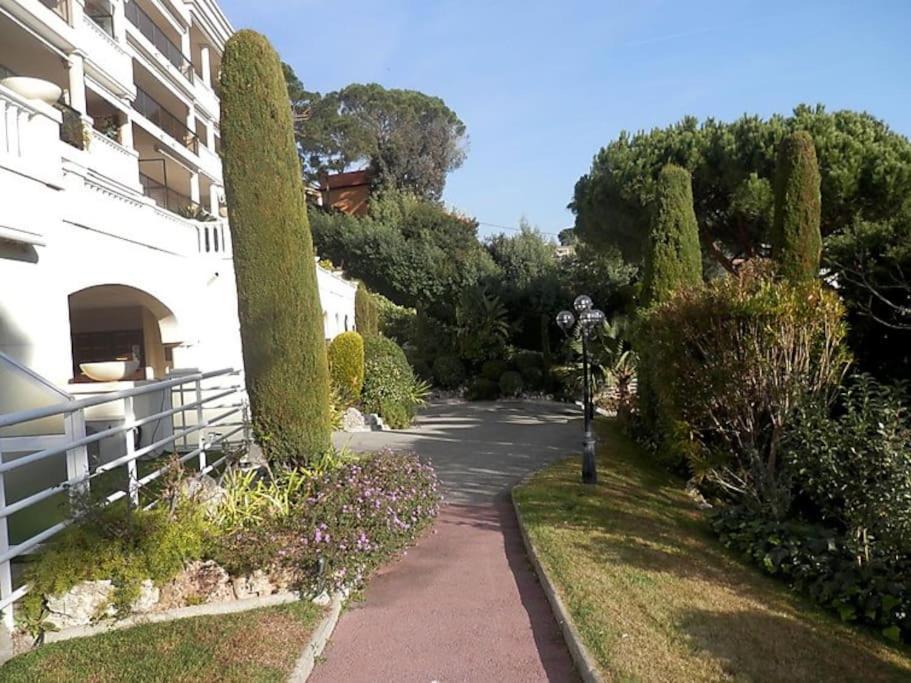 De Luxe Sun Paradis, Terrasse, Vue Piscine Apartment