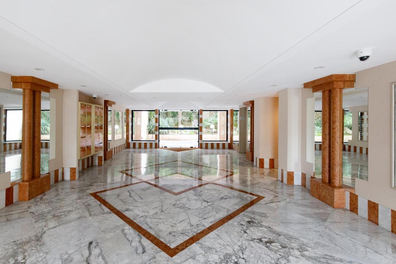 Select Yourhosthelper Apartment Cannes