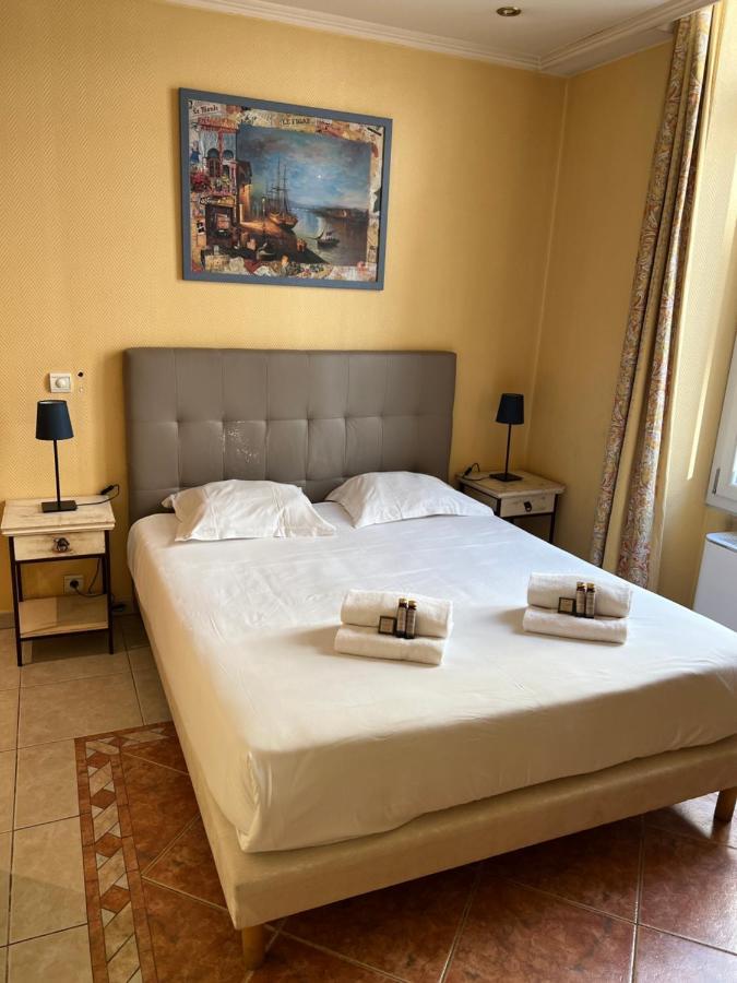 Village Croisette Apartamento *