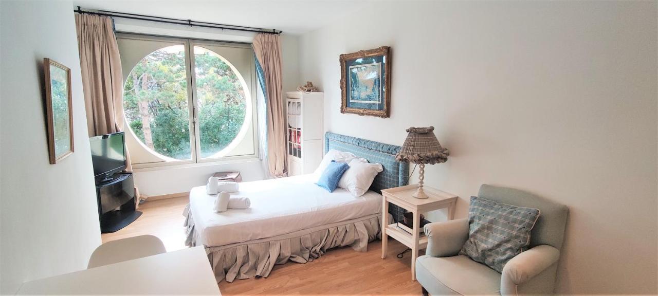 Cozy Studio Equipped With Indoor Heated Pool In Standing Residence Cannes