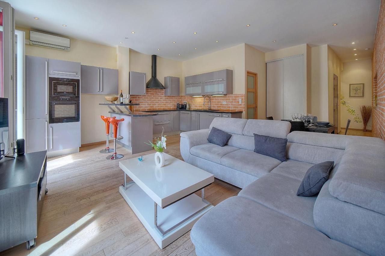 Moderne 3 Pieces Idealement Situe Centre De L! A2b22 Appartement