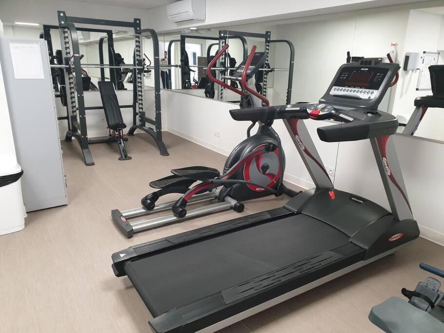 Horizon Bay - Pool - Fitness - Terrace Cannes