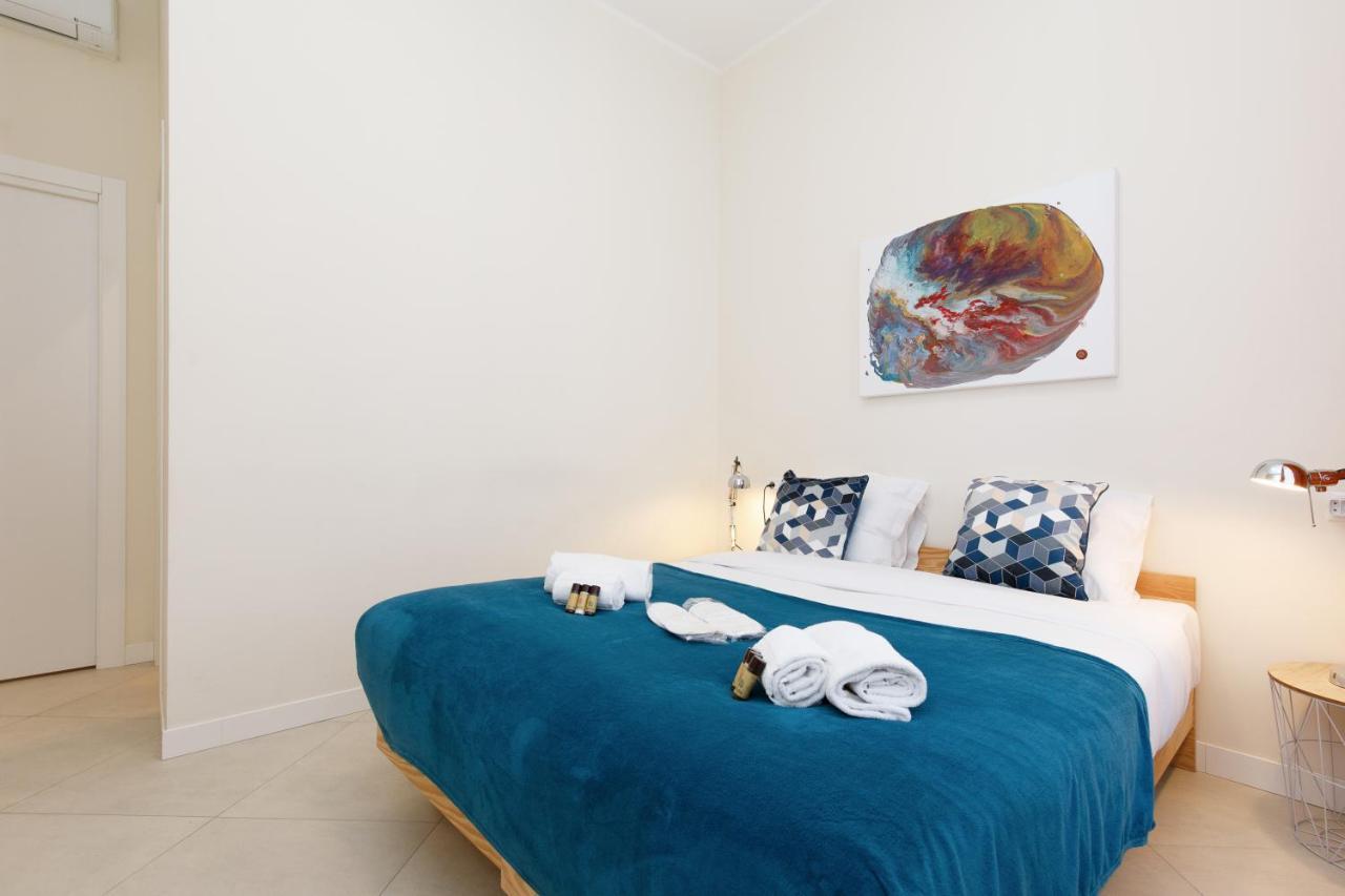 Gazagnaire Yourhosthelper * Cannes