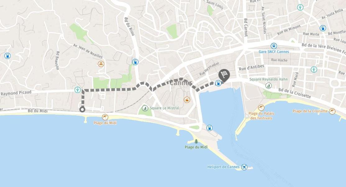 Rivage Bord De * Cannes