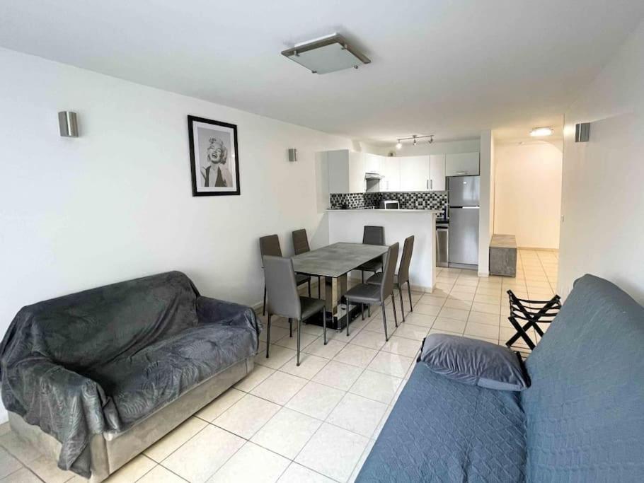 Modern One Bedroom In * Cannes