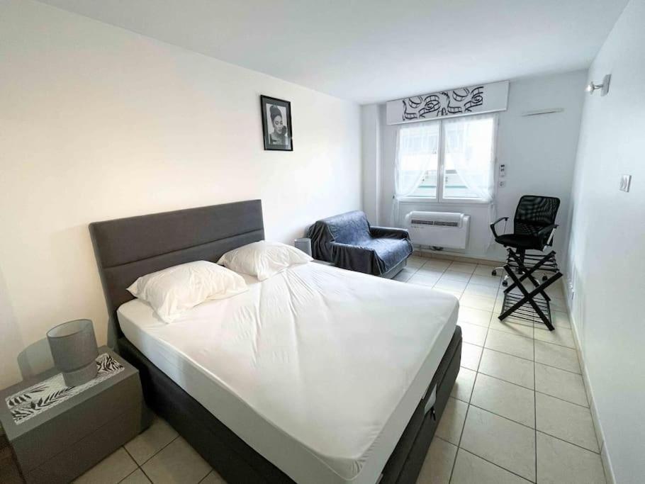 Apartment Modern One Bedroom In