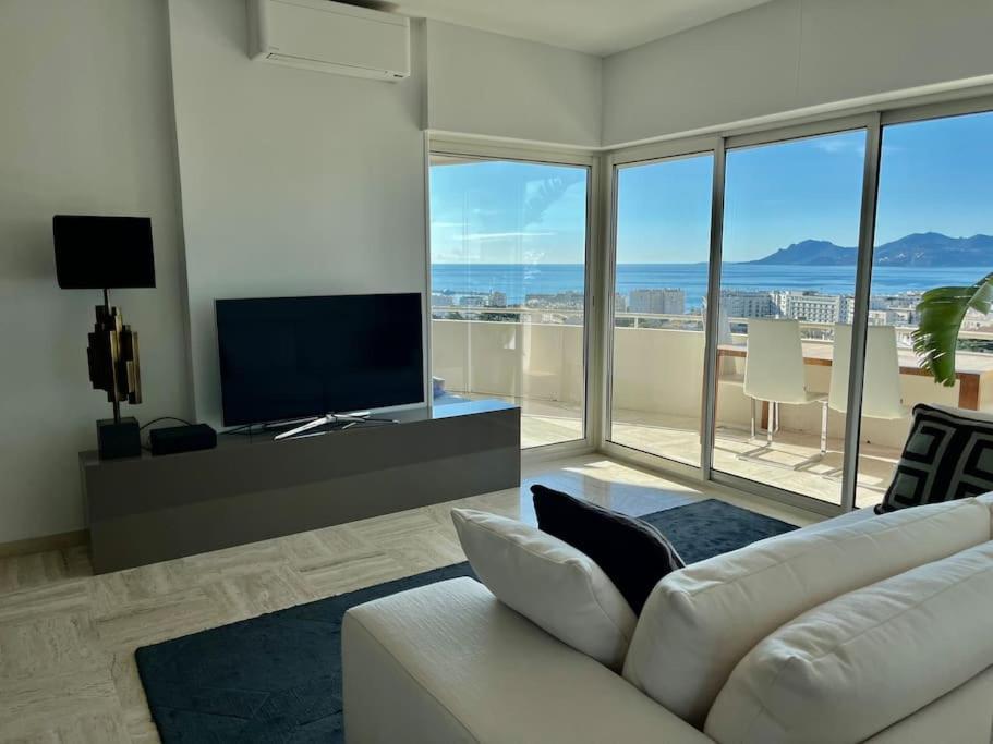 Apartment Proche De La Croisette Et *