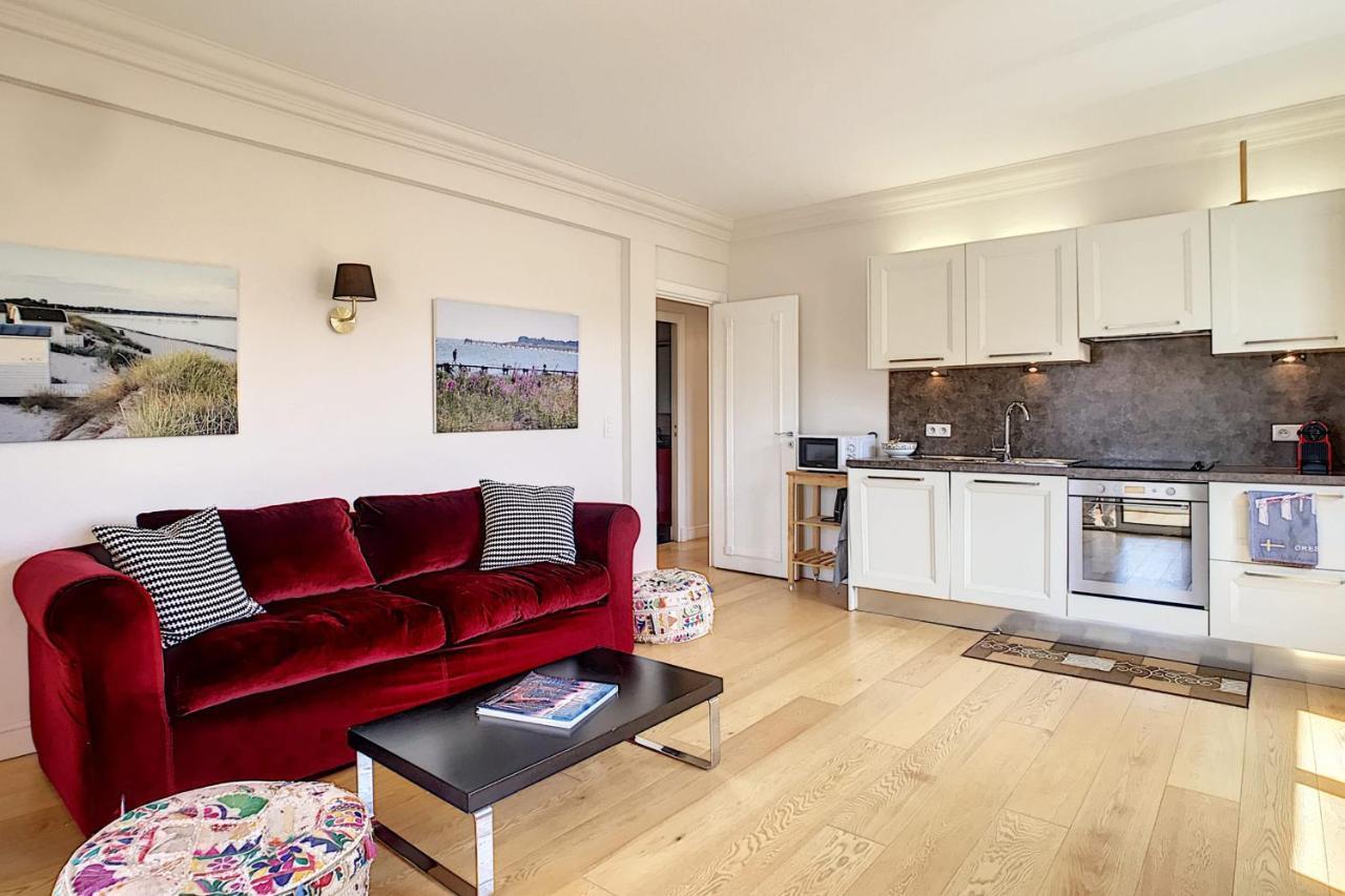 Beautiful 3 With Air-conditioned Loggia Close To The Croiset