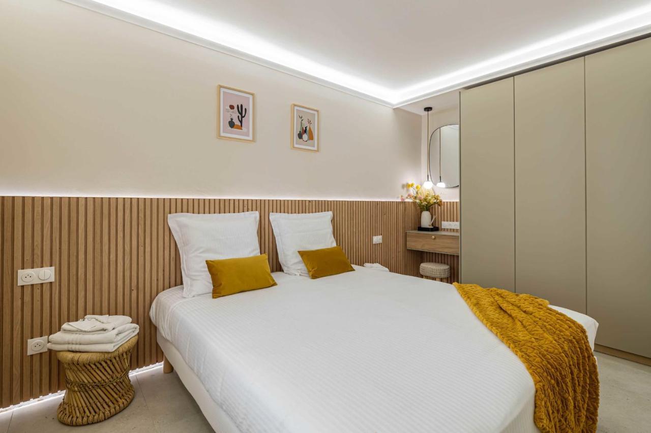 Beautiful Haussmannian - South Balcony Apartment Cannes