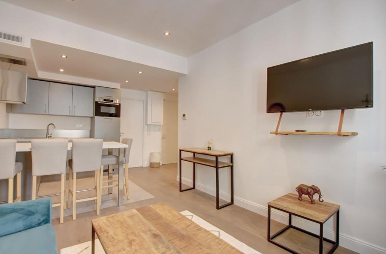 Jej1-two Bedrooms Center Apartment