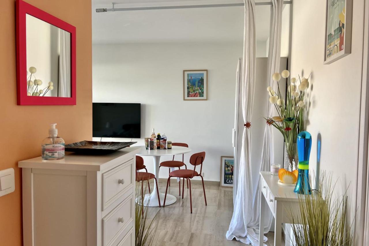 Beautiful Flat With Terrace Near Croisette *