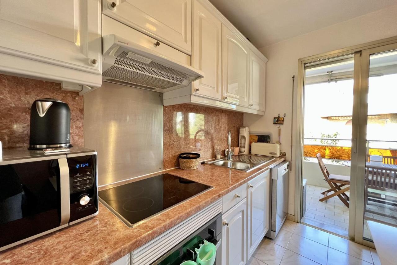 Beautiful Flat With Terrace Near Croisette * Cannes