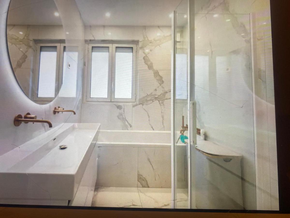 Appartement Avec Terrasse Centre-ville Croisette