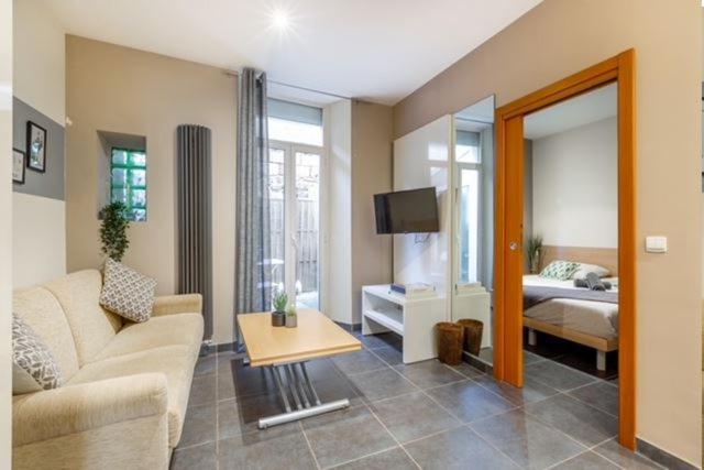 Apartment Notre Dame - *