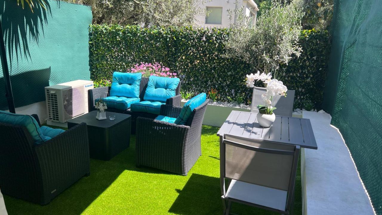 Studio Avec Belle Terrasse