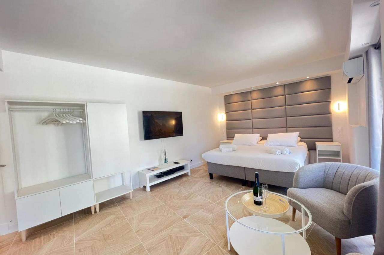 Studio Forville 2mn Du Port Appartement *