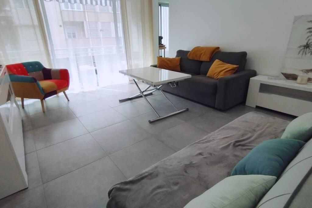 Centre Martinez, Beau F2 Avec Terrasse Apartment Cannes