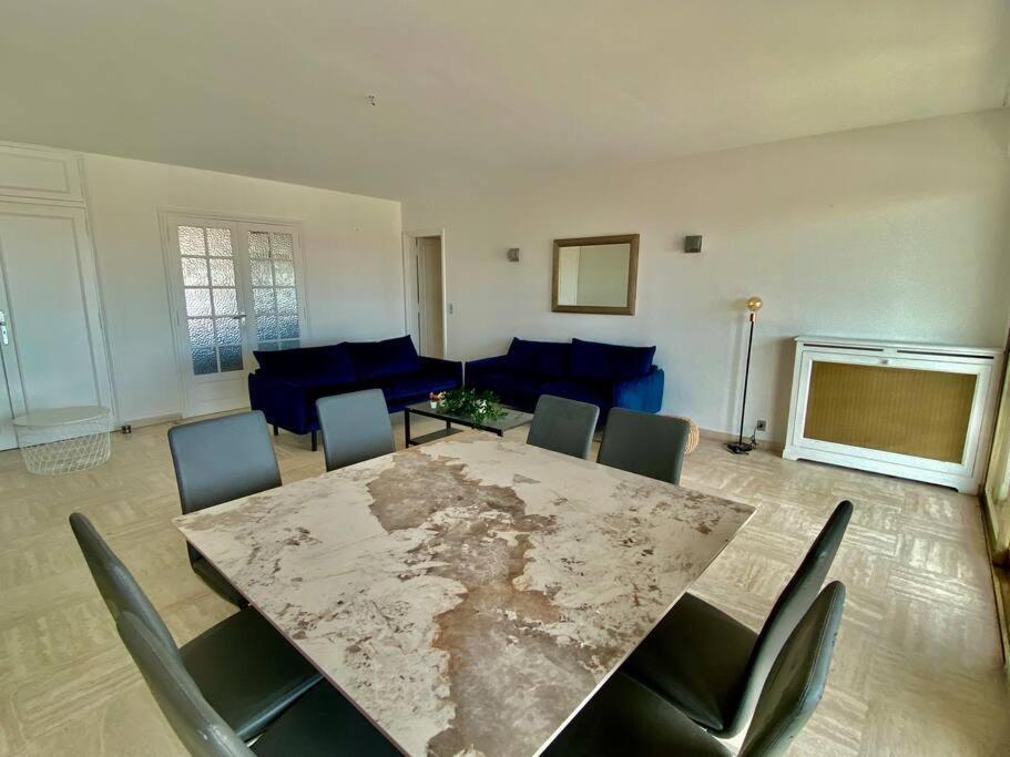 -300m Palais- Seaview-a/c-wifi-spacieux Cannes