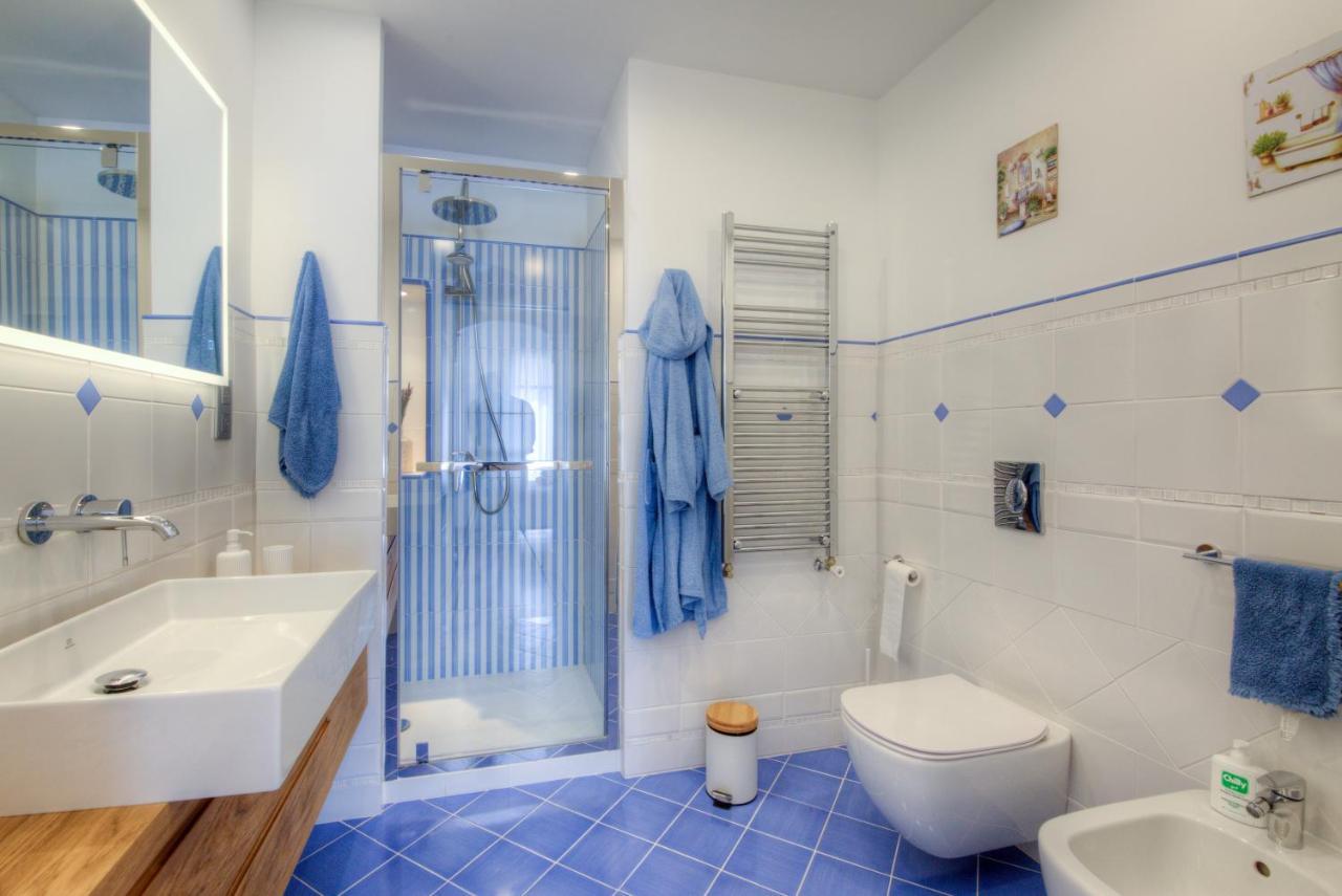 Apartment Palais Miramar