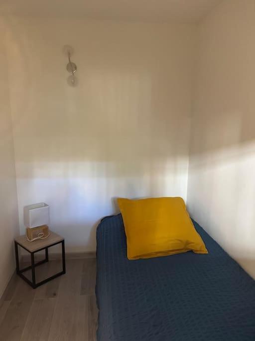Appartement 2 Pieces De 29 M2 *