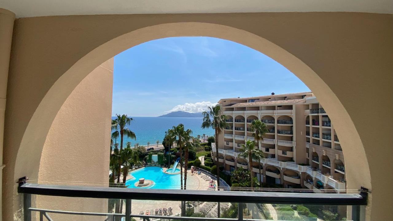 Apartamento Front Pools